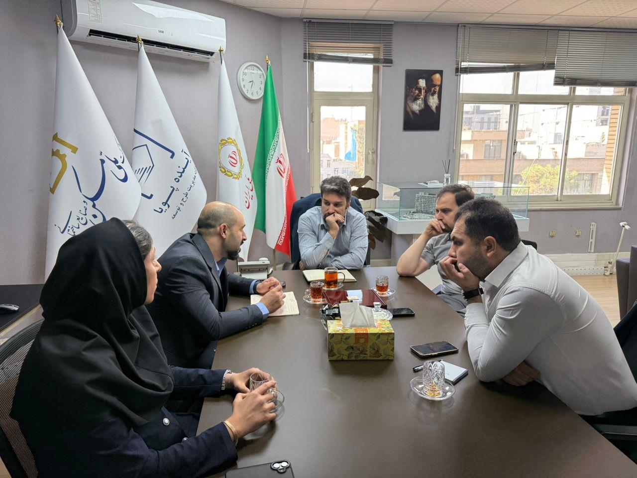 جلسه شورای معاونین